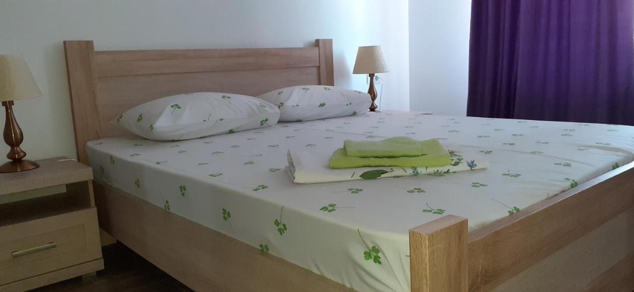 Splendid Aparthotel Năvodari Eksteriør billede